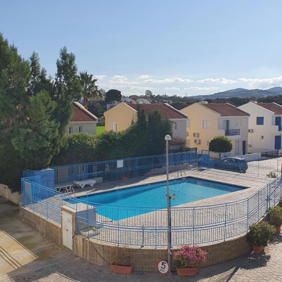 Latchi Ithaki, 2 Bedroom Penthouse Екстериор снимка